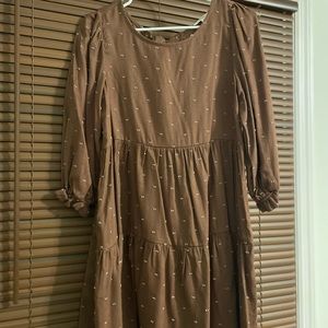 “Mine” boutique brand, lightweight pinkish/brown dress with cute back detail.